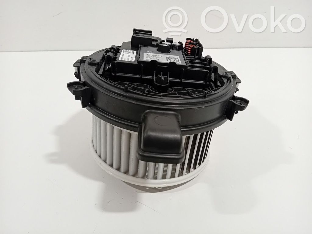 Heizungslüfter   0130309503
