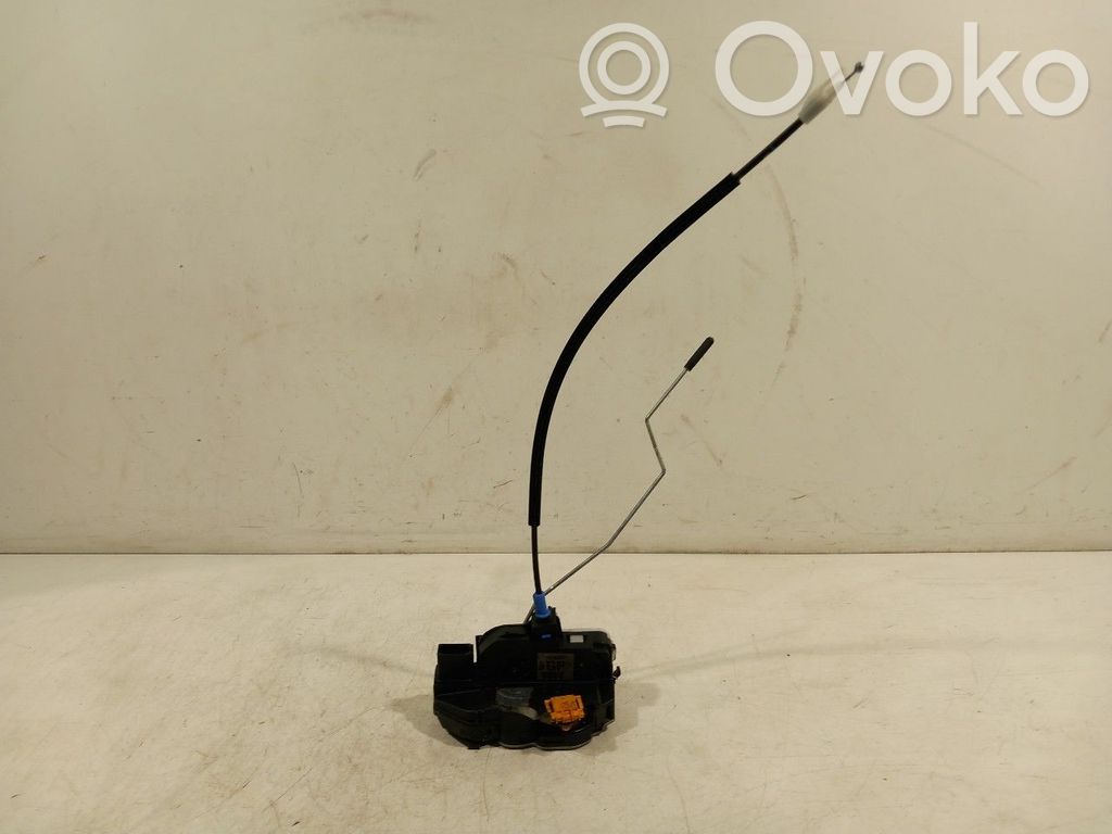 Etuoven lukko   13579523,A081876