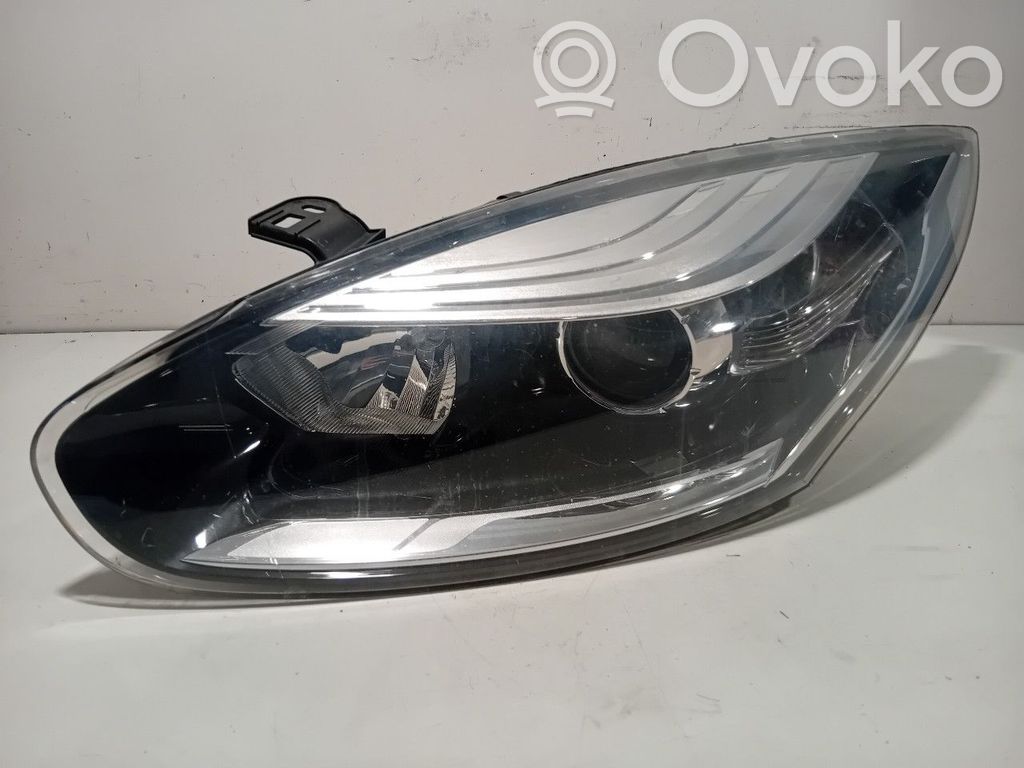 Renault Megane III Phare frontale 