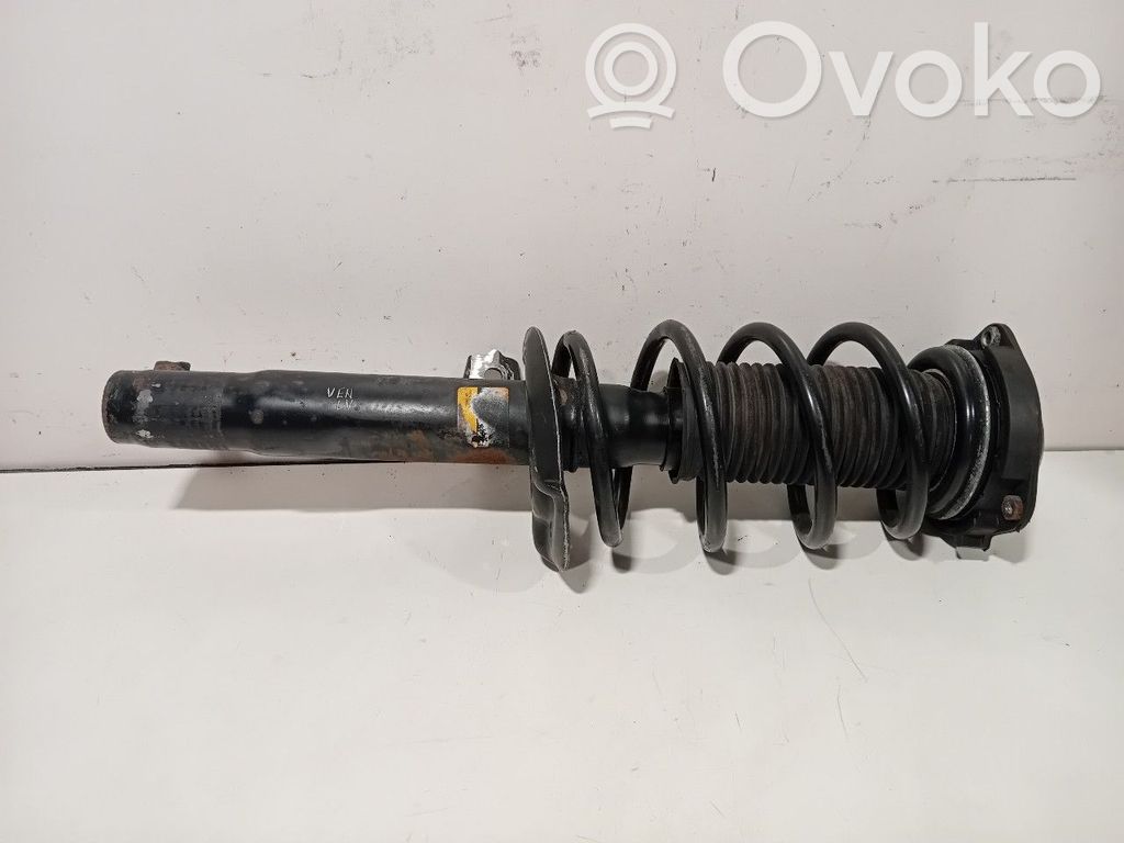 Volkswagen Golf VI Etuiskunvaimennin 