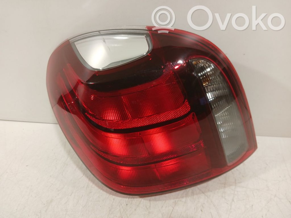 Peugeot 108 Luz trasera/de freno