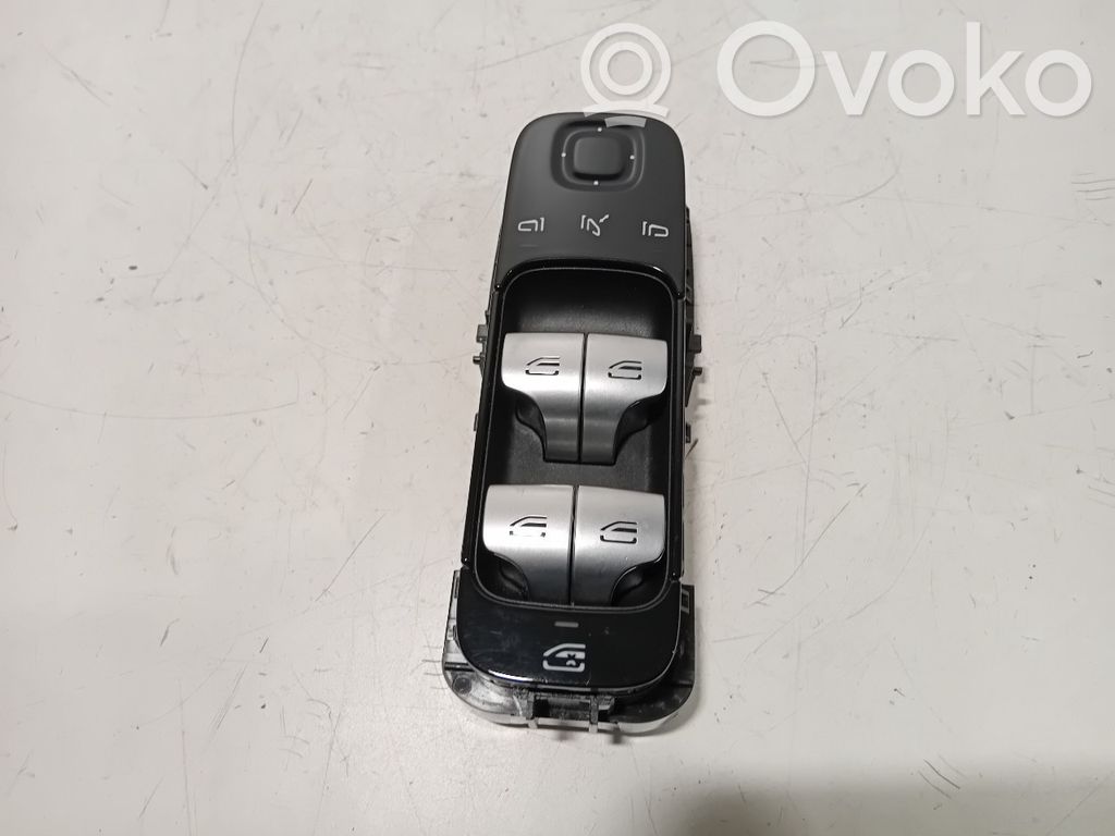 Mercedes-Benz C W206 Przyciski szyb 