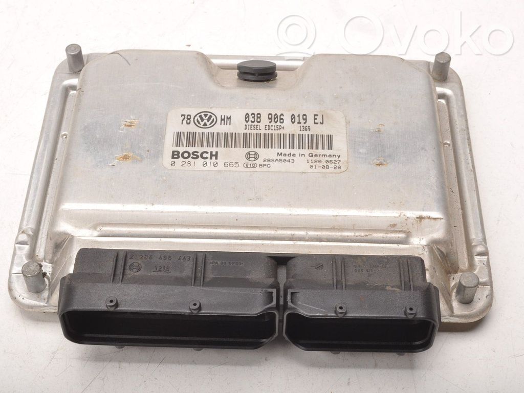 Volkswagen PASSAT B5.5 Engine control unit/module ECU 