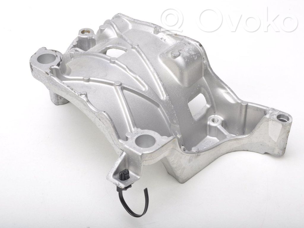 Generator/alternator bracket   31480101