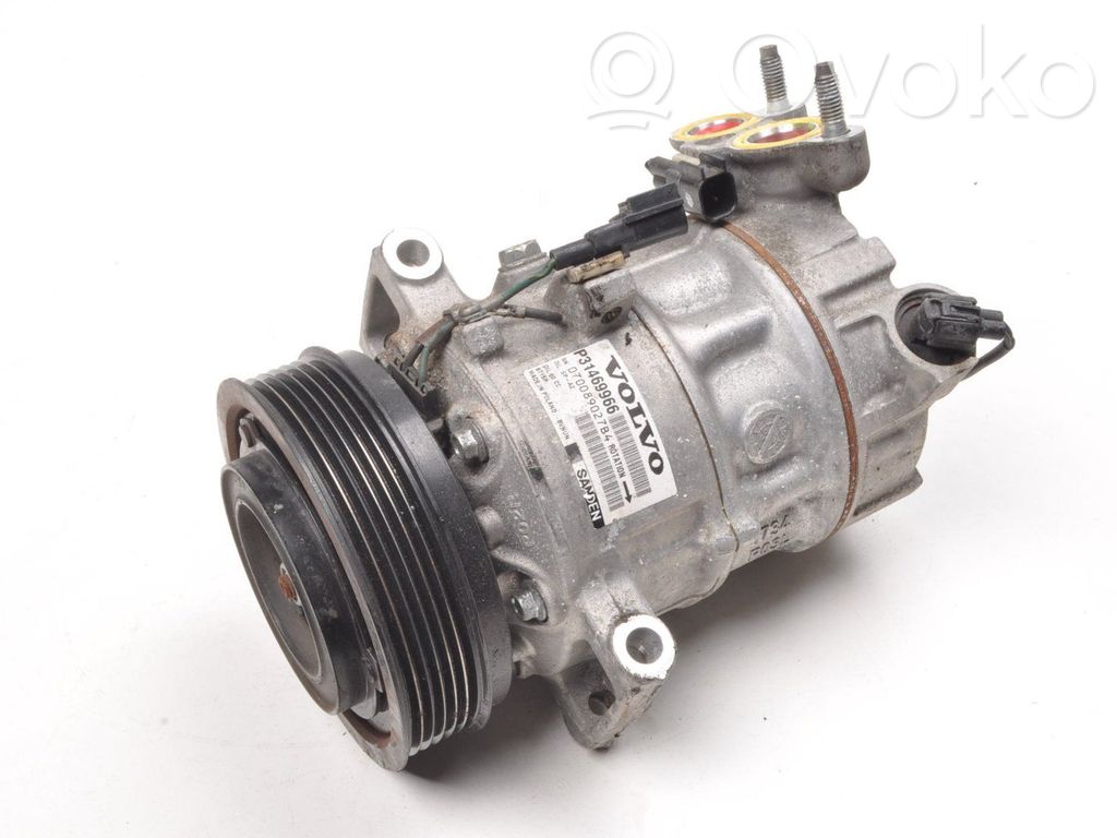 Volvo V40 Air conditioning (A/C) compressor (pump) 