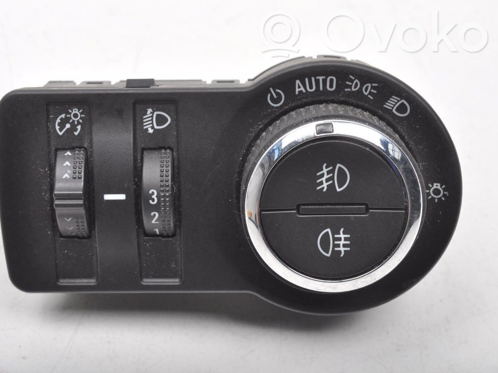 Chevrolet Trax Light switch 