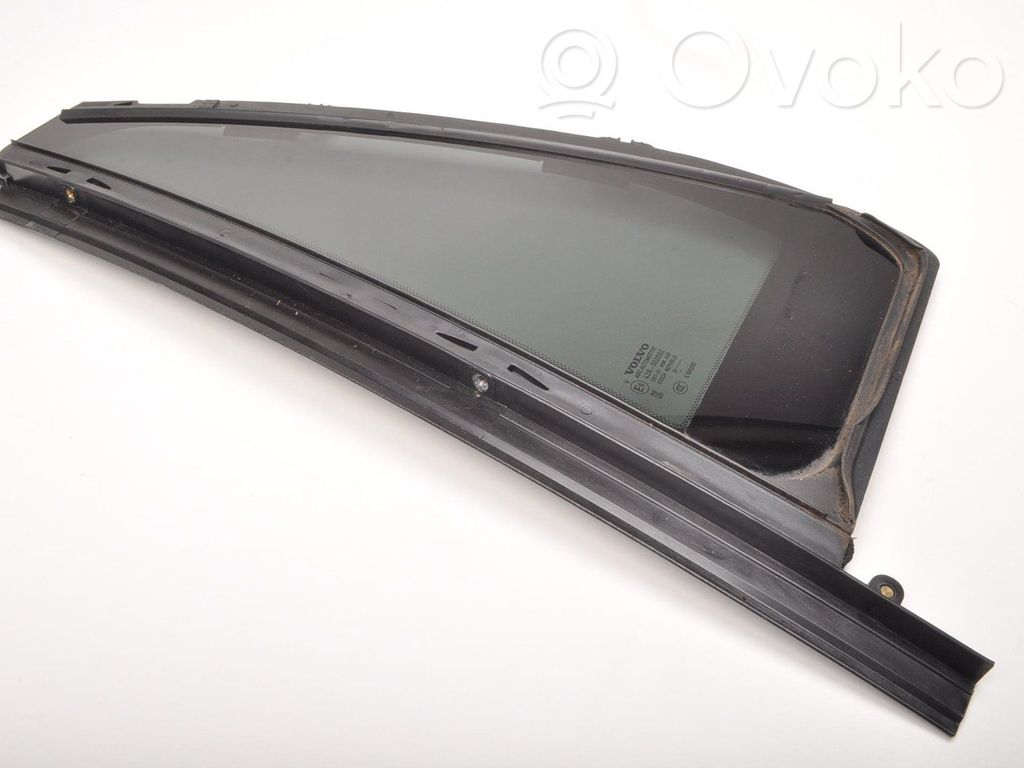 Volvo XC90 Vidrio lateral trasero 