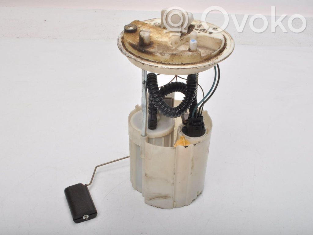 Fiat Croma Bomba interna de combustible 