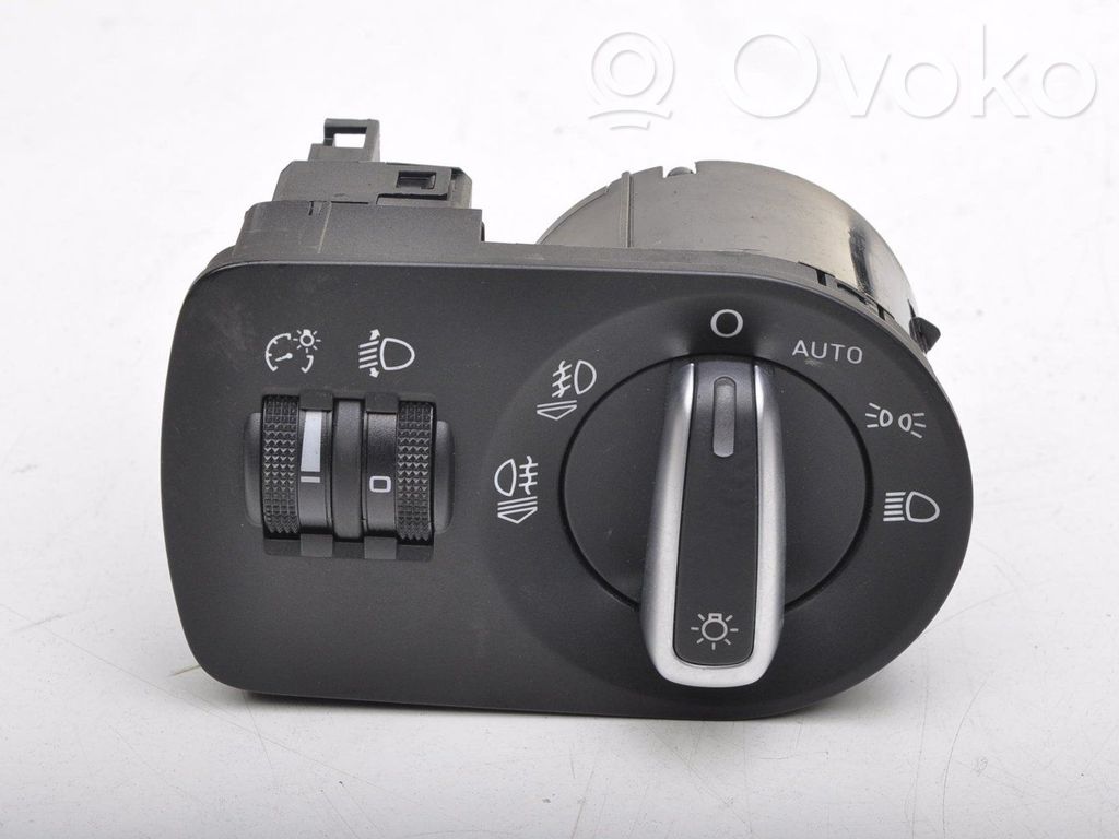 Audi A1 Light switch 