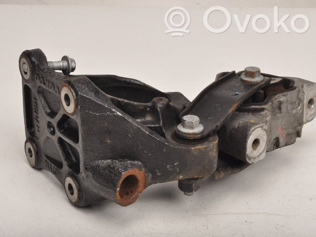 Volvo XC60 Staffa del cuscinetto di supporto dell’albero di trasmissione 