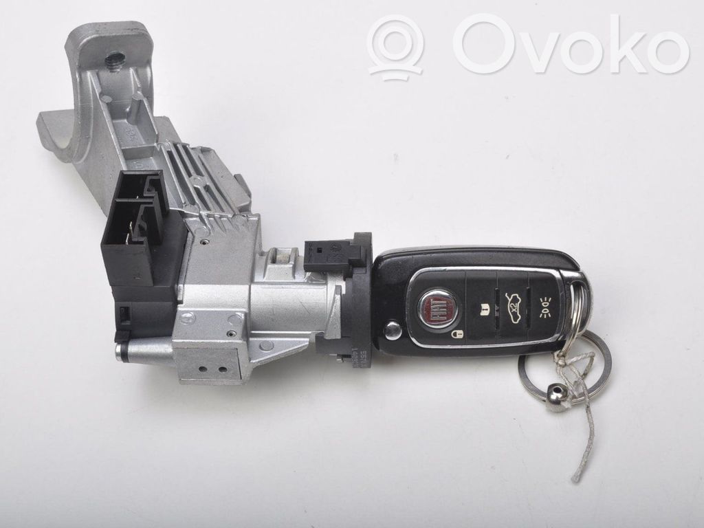 Fiat 500X Virta-avain/kortti 