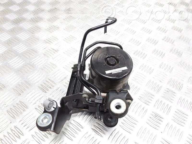 Volvo V70 ABS Pump 