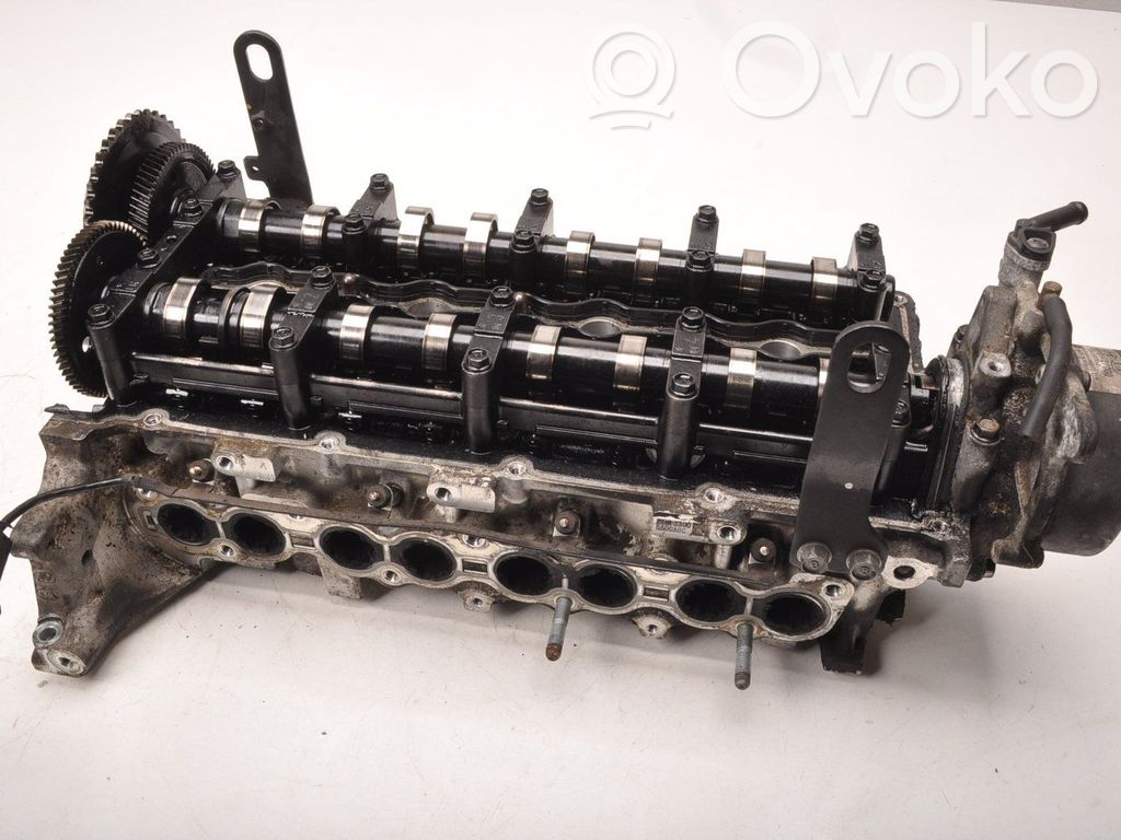 Culata del motor   221112F700
