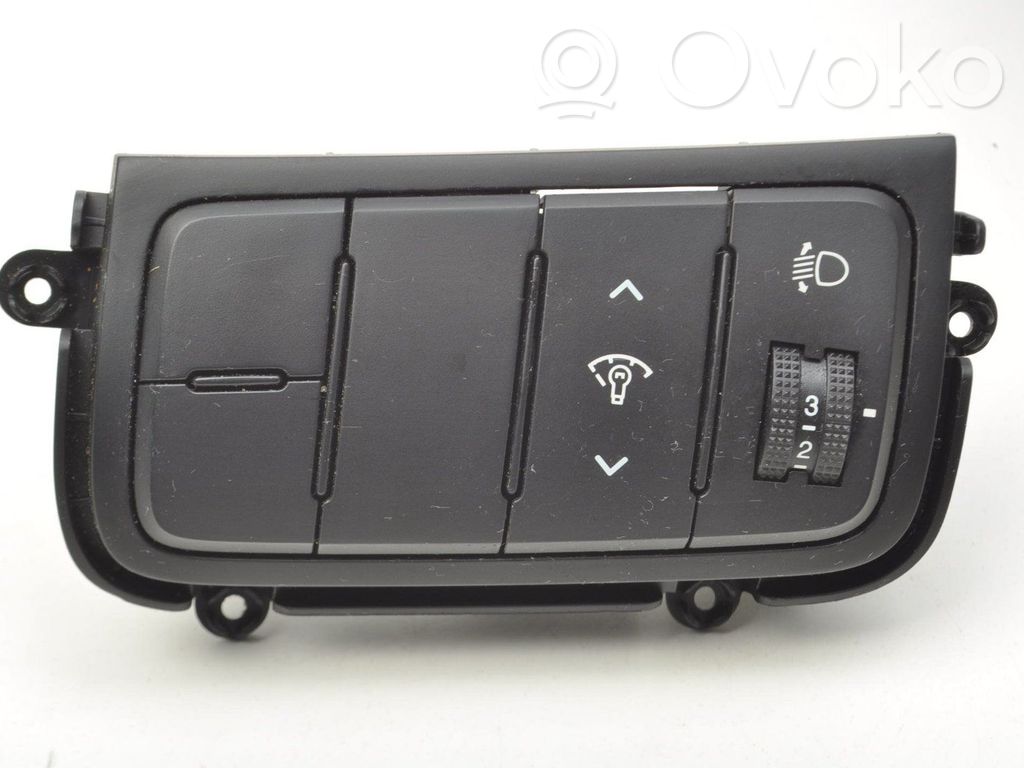 Light switch   49D10U1000