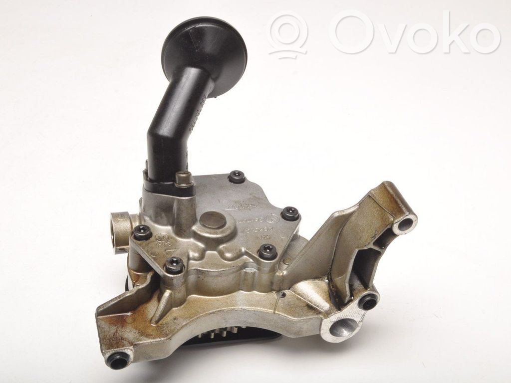 Skoda Fabia Mk2 (5J) Bomba de aceite 