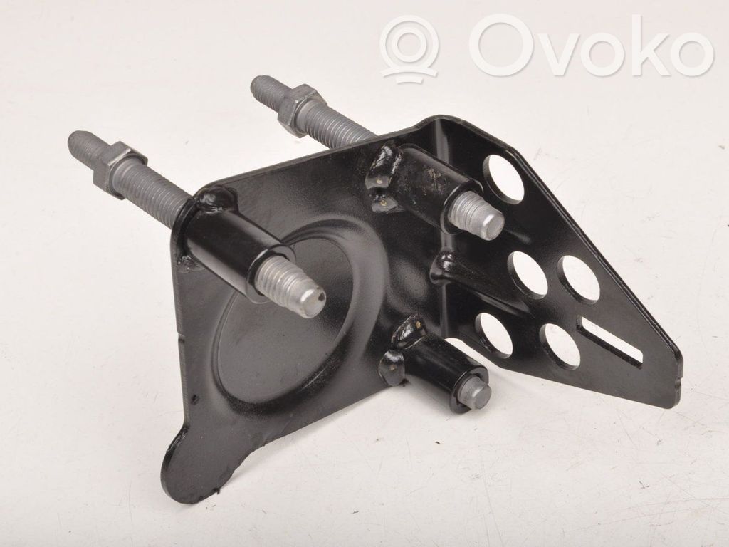 Engine mount bracket   32298669