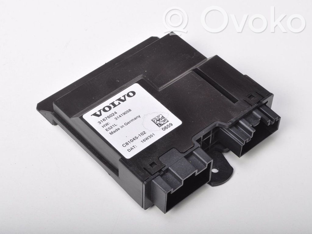 Volvo S90, V90 Trunk lid opening control unit 