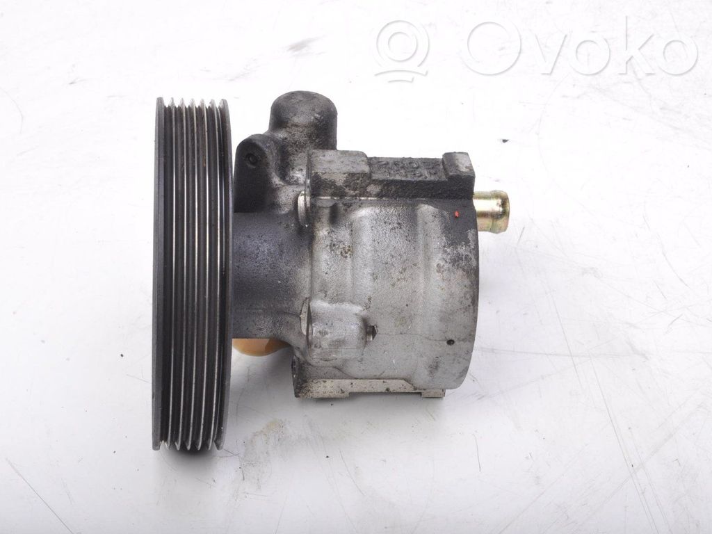 Volvo S40, V40 Ohjaustehostimen pumppu 