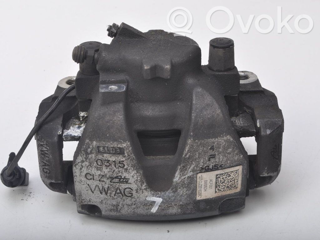 Audi A4 S4 B9 Priekinis suportas 