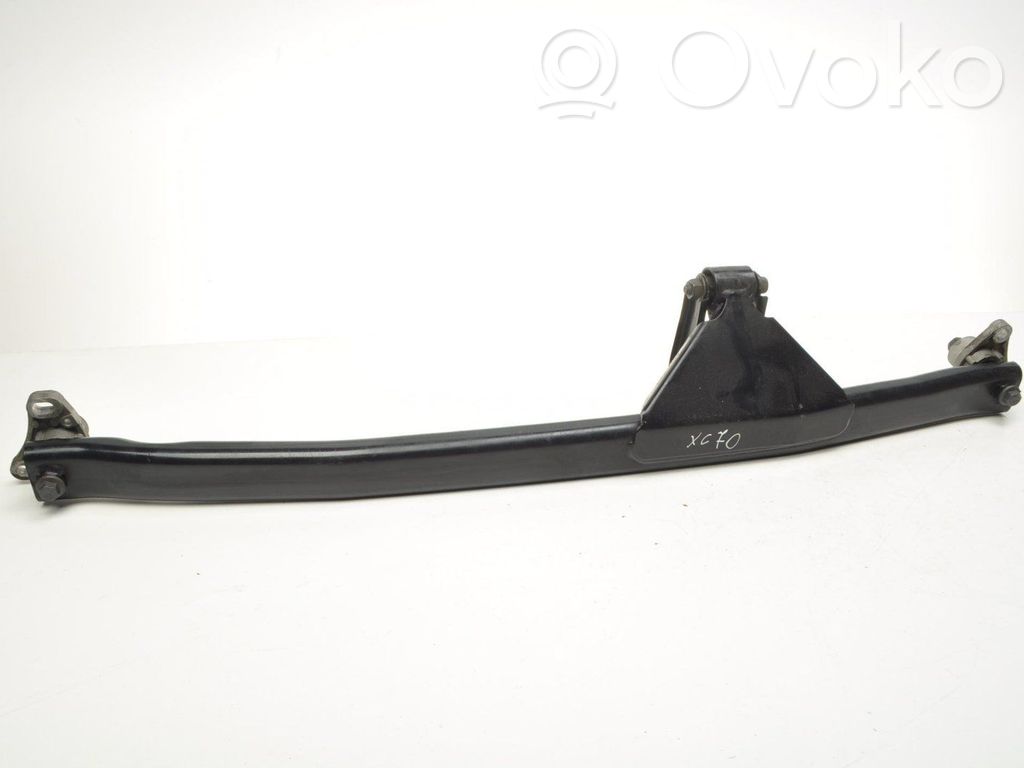 Volvo XC70 Front strut bar 