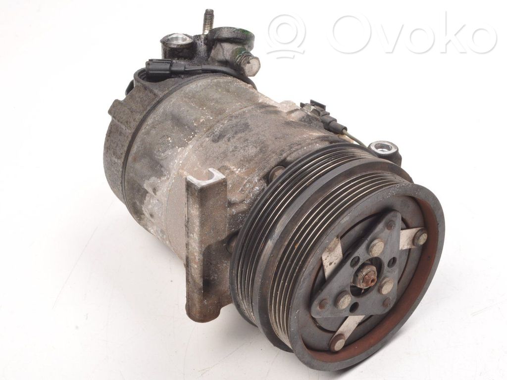 Volvo V40 Air conditioning (A/C) compressor (pump) 