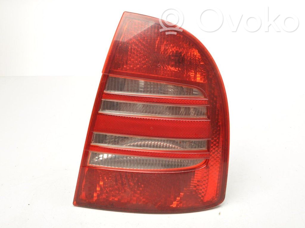 Skoda Superb B5 (3U) Lampă spate în caroserie 