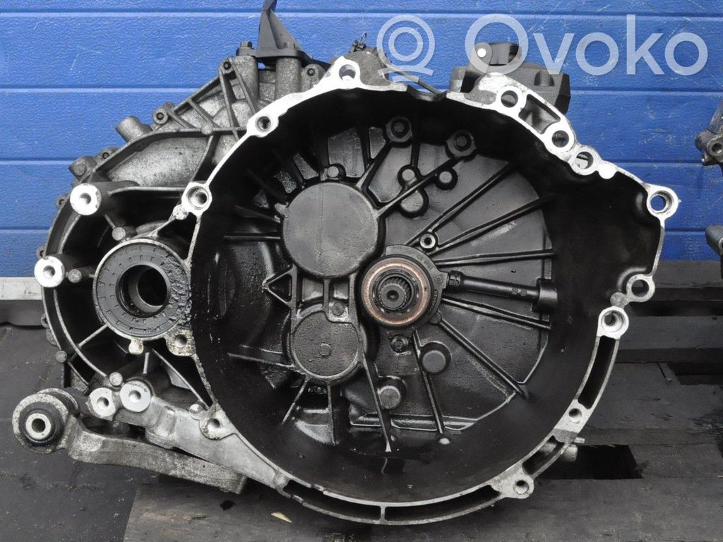 Volvo S60 Manualna 6-biegowa skrzynia biegów 