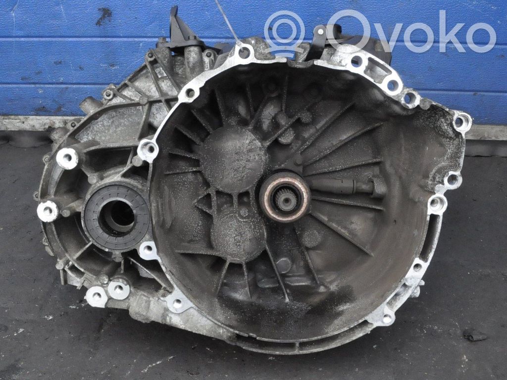Volvo V40 Manualna 6-biegowa skrzynia biegów 
