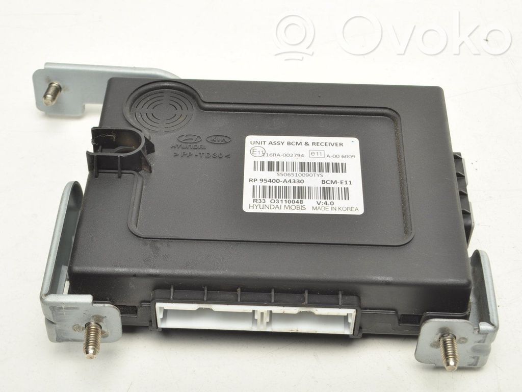 KIA Carens III Module confort 