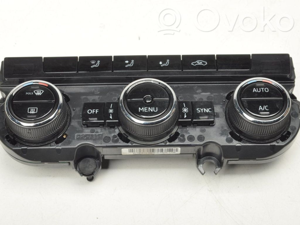 Skoda Octavia Mk4 Unidad de control climatización 