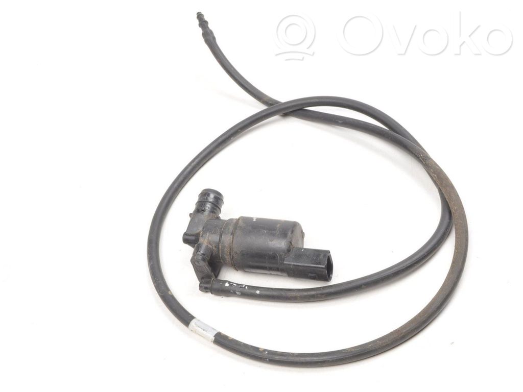Volvo XC60 Windscreen/windshield washer pump 