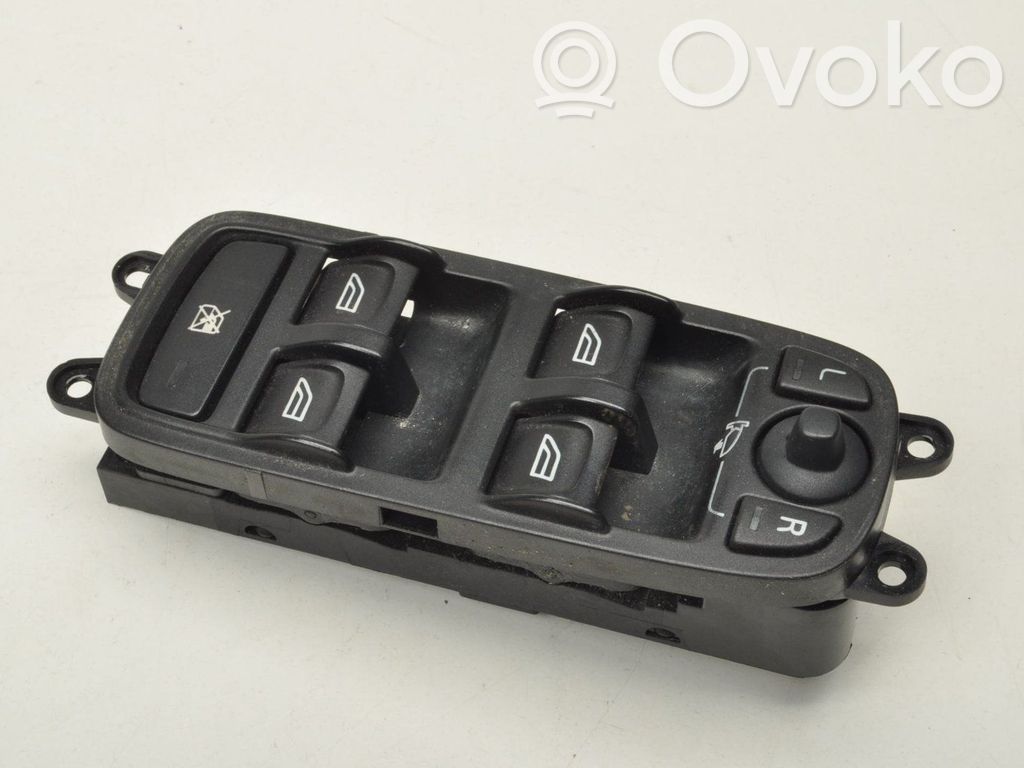 Volvo S40 Quarter vent window switch 
