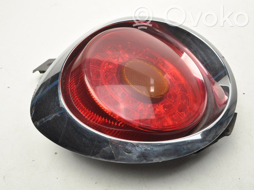 Alfa Romeo Mito Aizmugurējais lukturis virsbūvē 