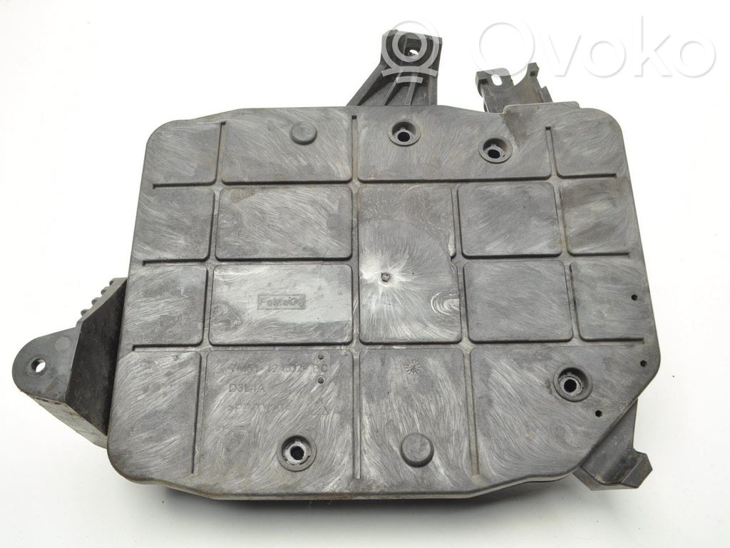 Volvo V50 Engine control unit box 