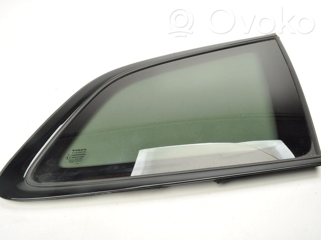 Vidrio lateral trasero