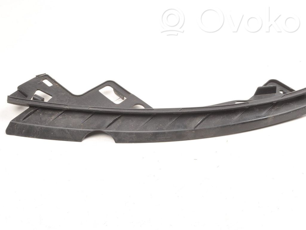 Volvo C30 Ajovalon kannake 