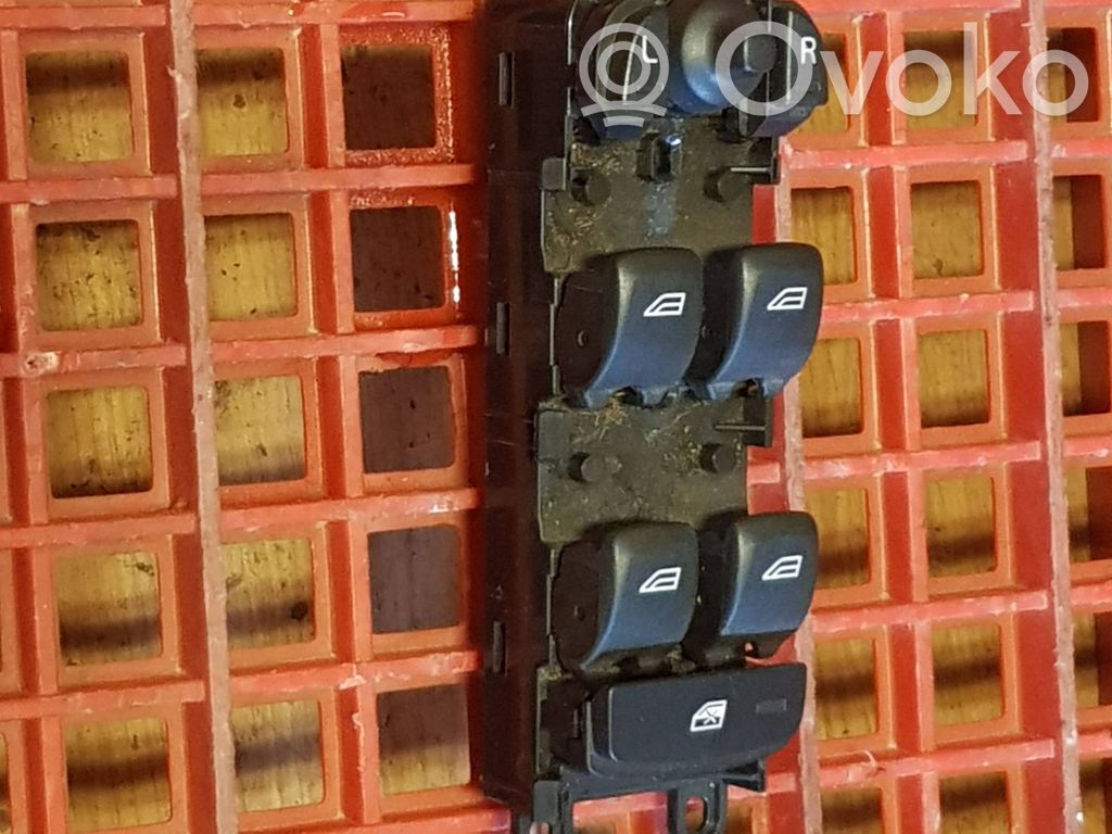 Electric window control switch   31272004,SWEA05