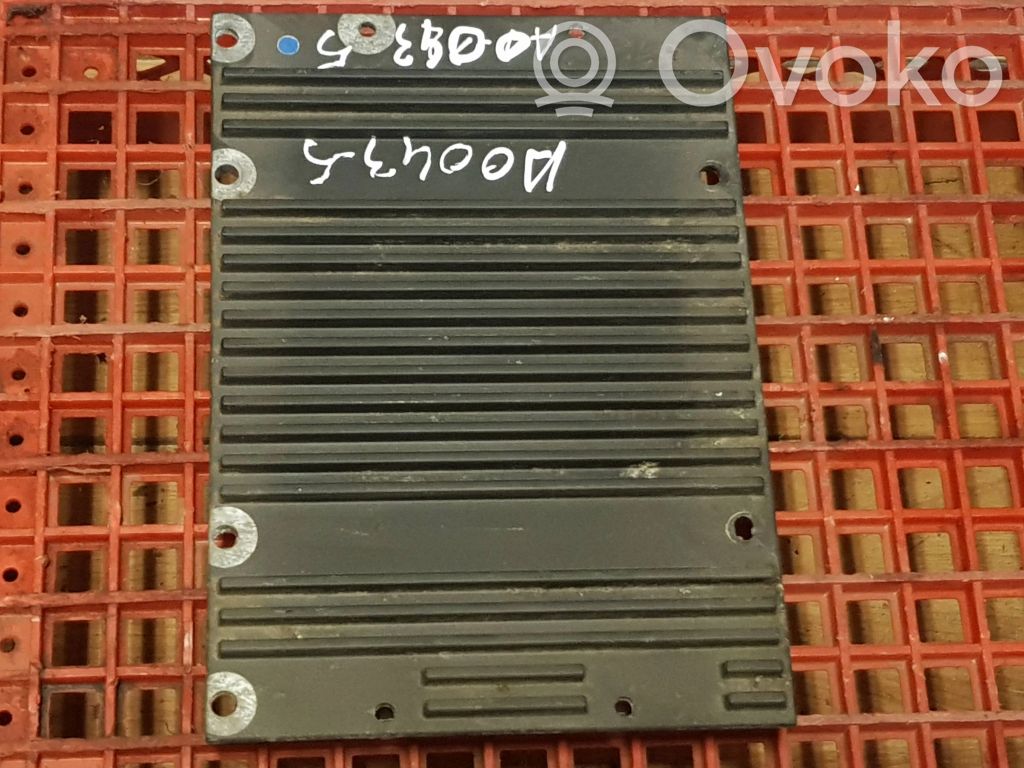 Volvo V50 Sound amplifier 