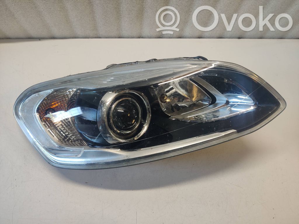 Volvo XC60 Headlight/headlamp 