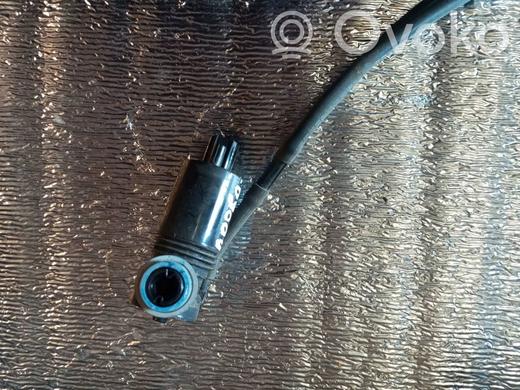 Volvo V40 Windscreen/windshield washer pump 