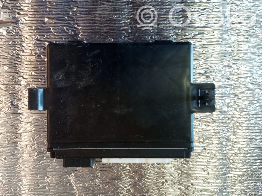 Tailgate/trunk control unit/module   P05082068AD,08008,TRH0028B7389