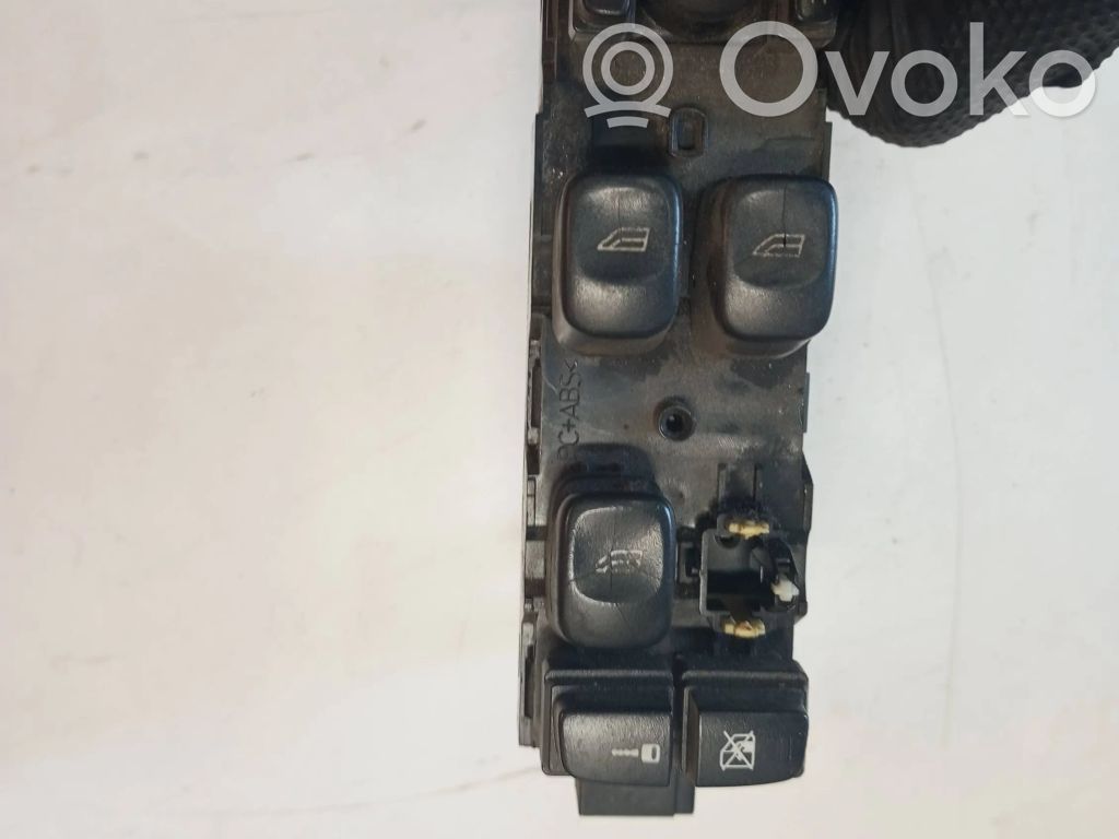 Volvo V70 Electric window control switch 