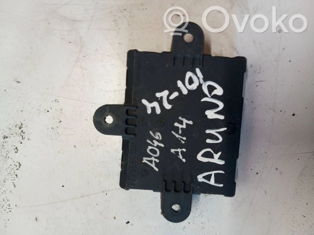 Volvo S80 Door control unit/module 