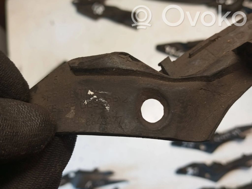 Volvo S60 Valytuvų apdaila (-os) 