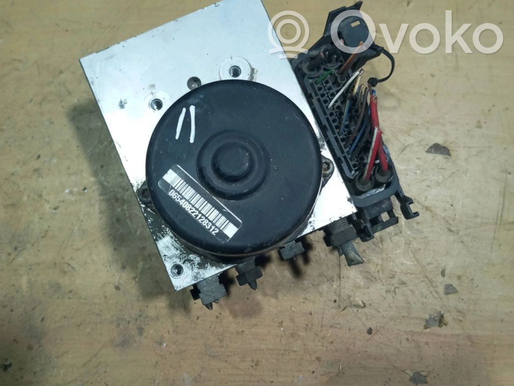 Volvo S60 ABS Blokas 
