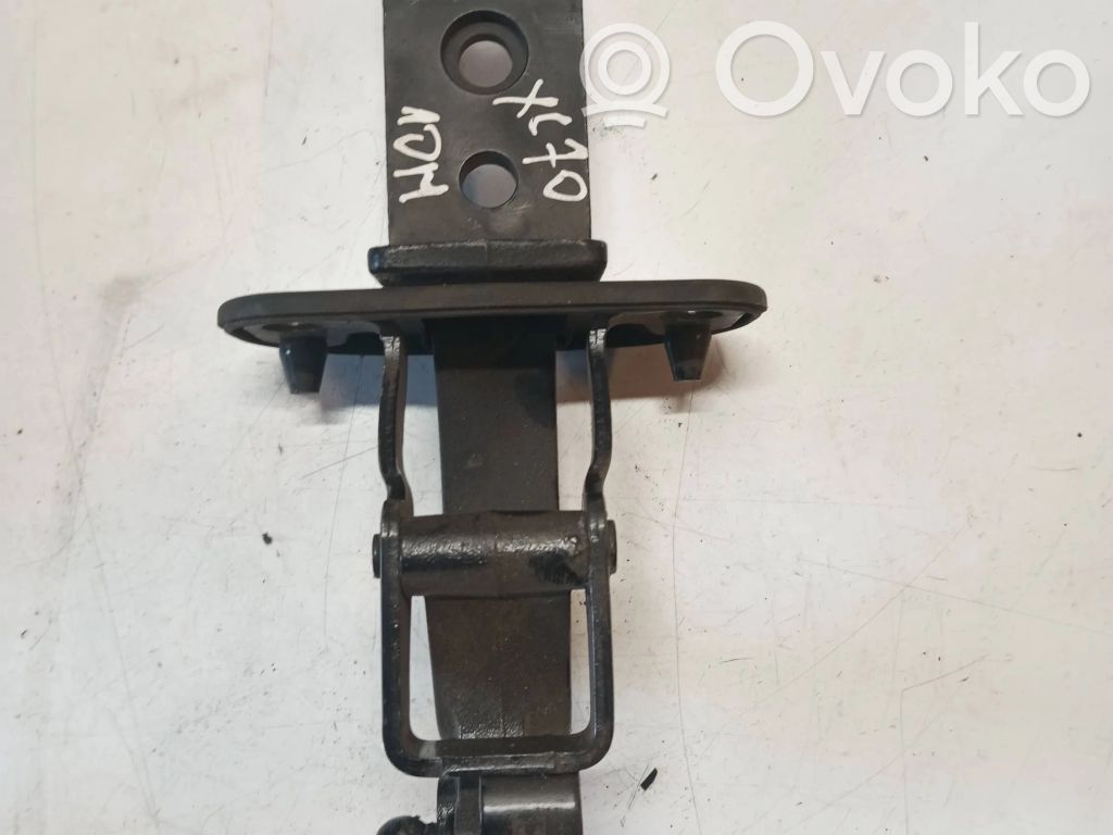 Volvo V70 Tailgate/trunk/boot hinge 
