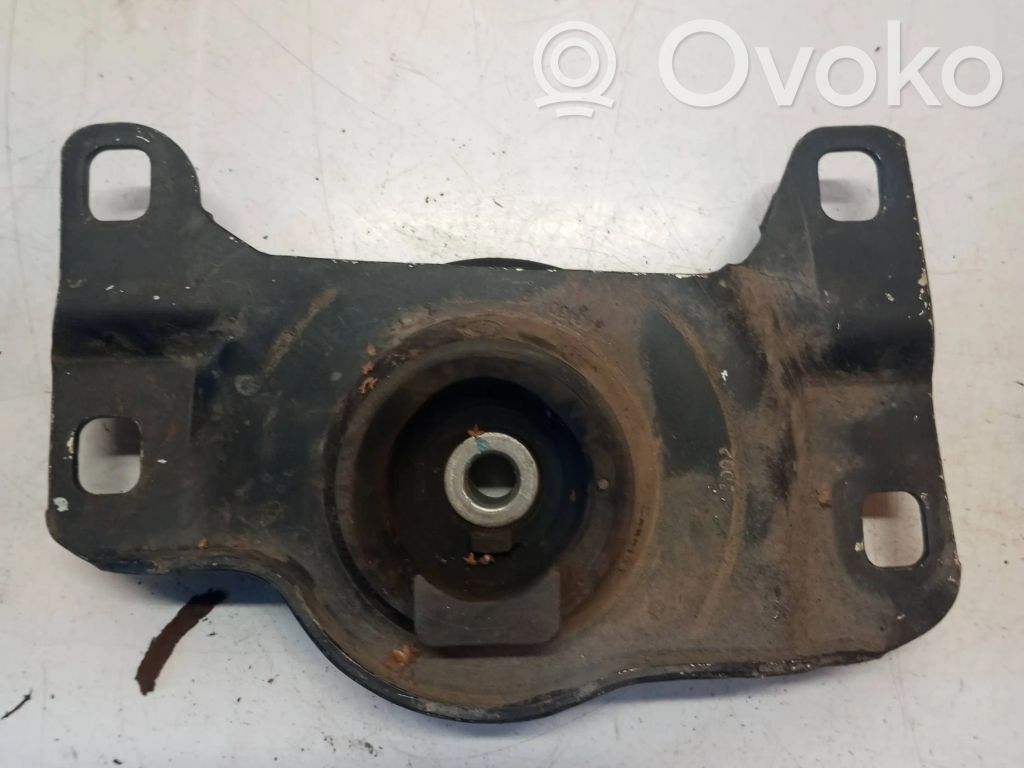 Volvo C30 Engine mount bracket 