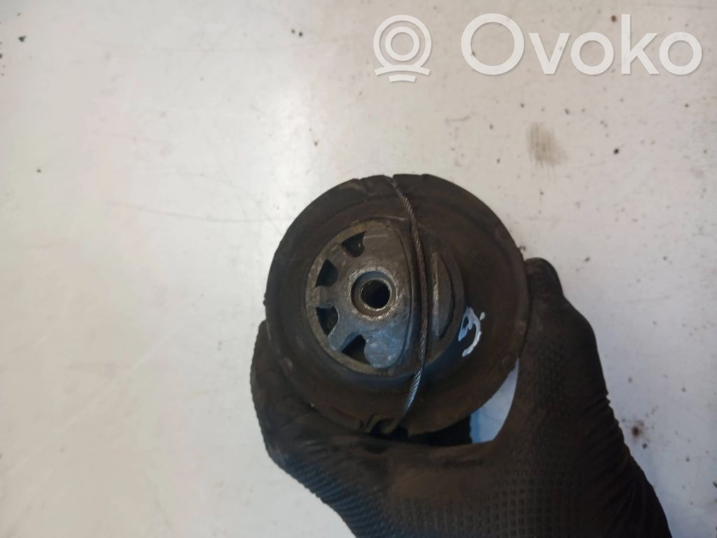 Engine mount bracket   8683936