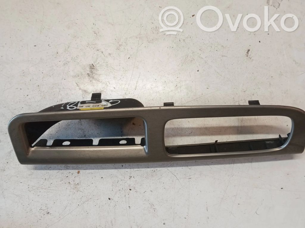 Volvo V50 Front door window switch trim 