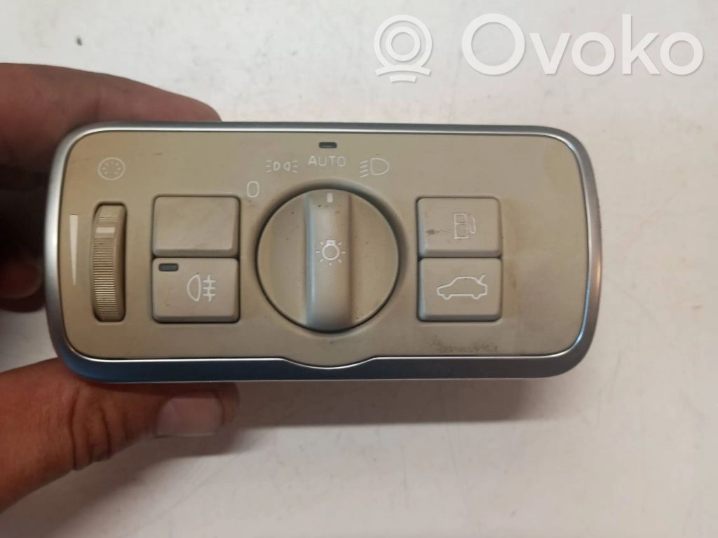 Volvo XC60 Light switch 